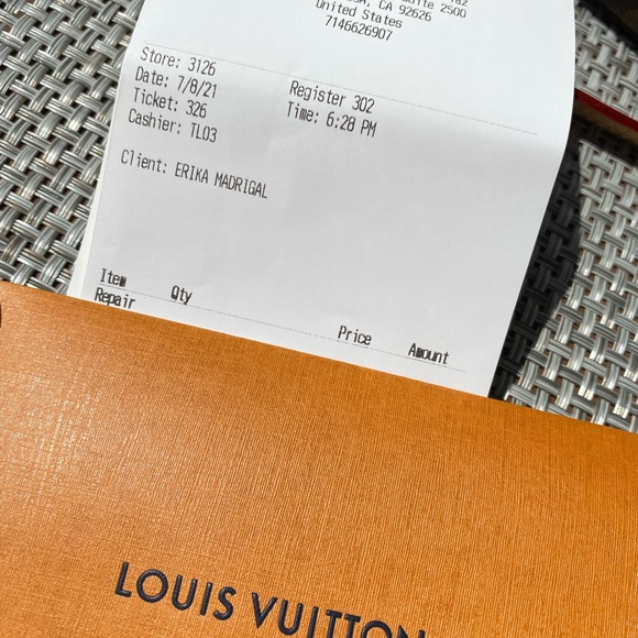 Louis Vuitton Spontini - Picture 8 of 13